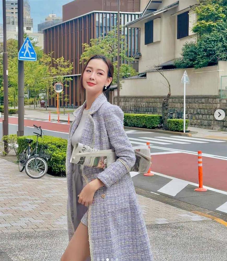 Hoa hậu 1m86 Bảo Ngọc thích mặc short ngắn vi vu nước ngoài-1