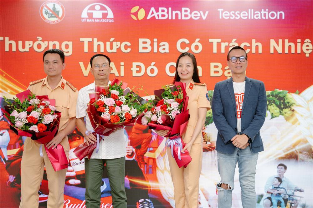 Nâng cao nhận thức ‘Đã uống bia thì không lái xe’ cho công nhân viên-3