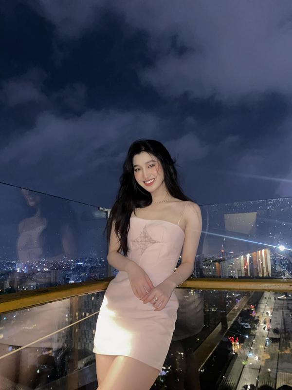 Mặt mộc không góc chết của Á hậu xứ Thanh - Phương Nhi-6