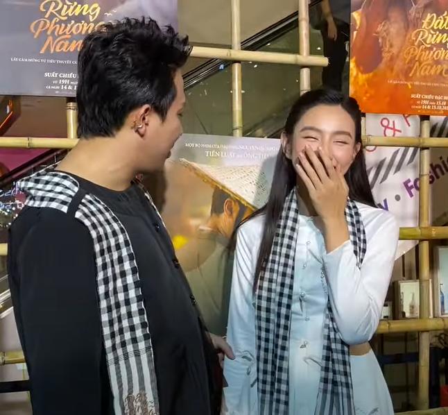 Trấn Thành xóa tan tin đồn làm lơ với hoa hậu Thùy Tiên tại sự kiện-2