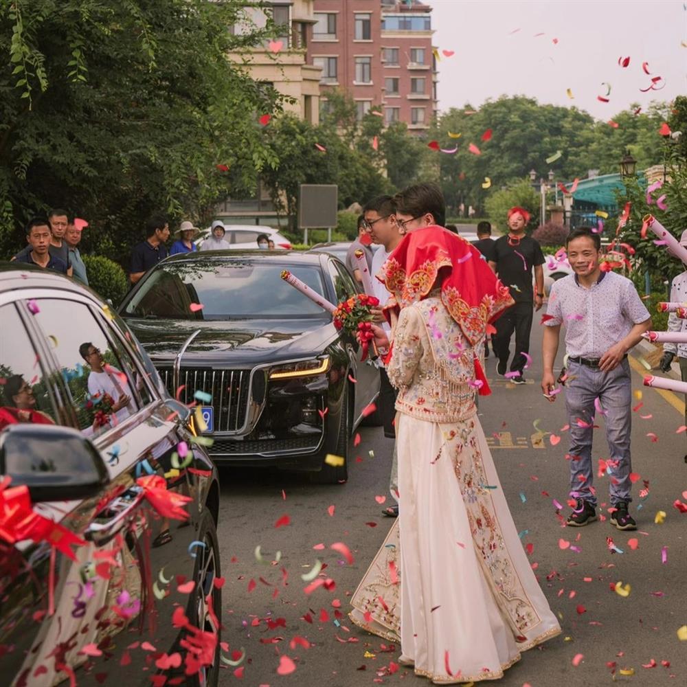 Cô gái Việt sốc dự đám cưới ở Trung Quốc: Cỗ 30 món, đọc to tiền mừng-2