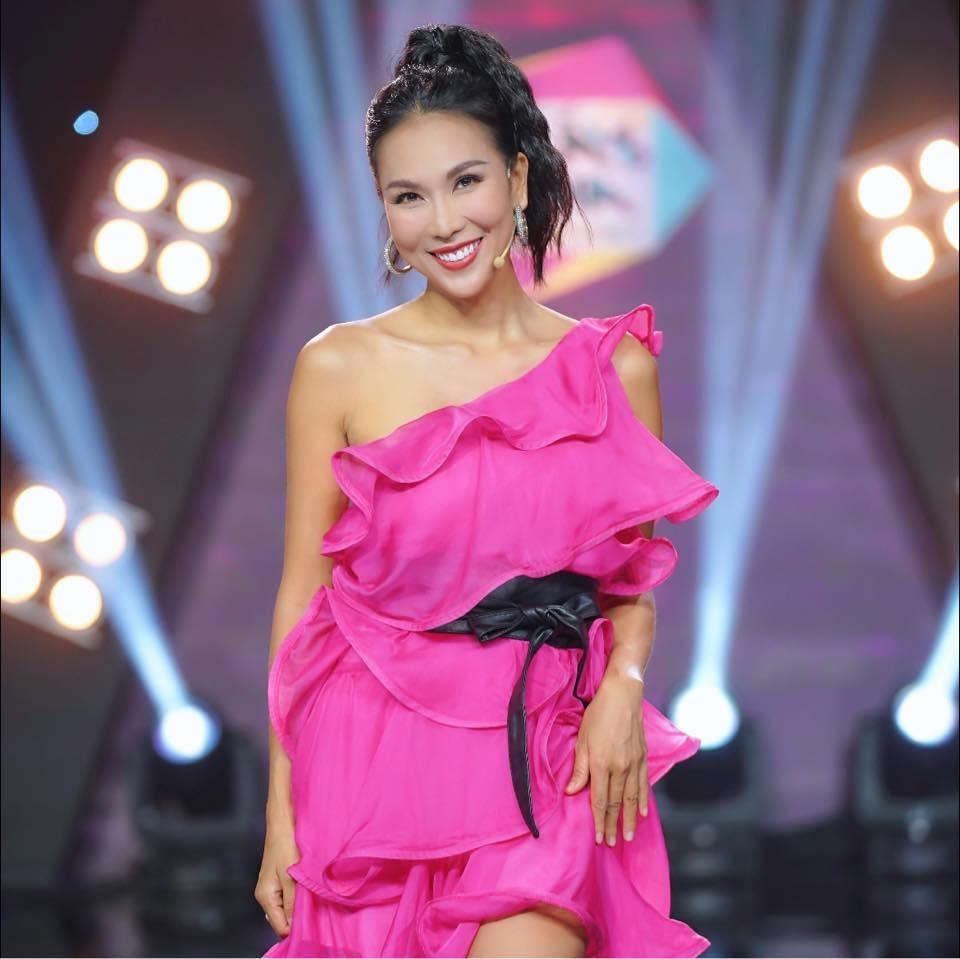 Nữ ca sĩ trưởng thành từ cuộc thi Tiếng hát Karaoke quận 4 đến ngôi sao ca nhạc, cát-xê nghìn đô-2