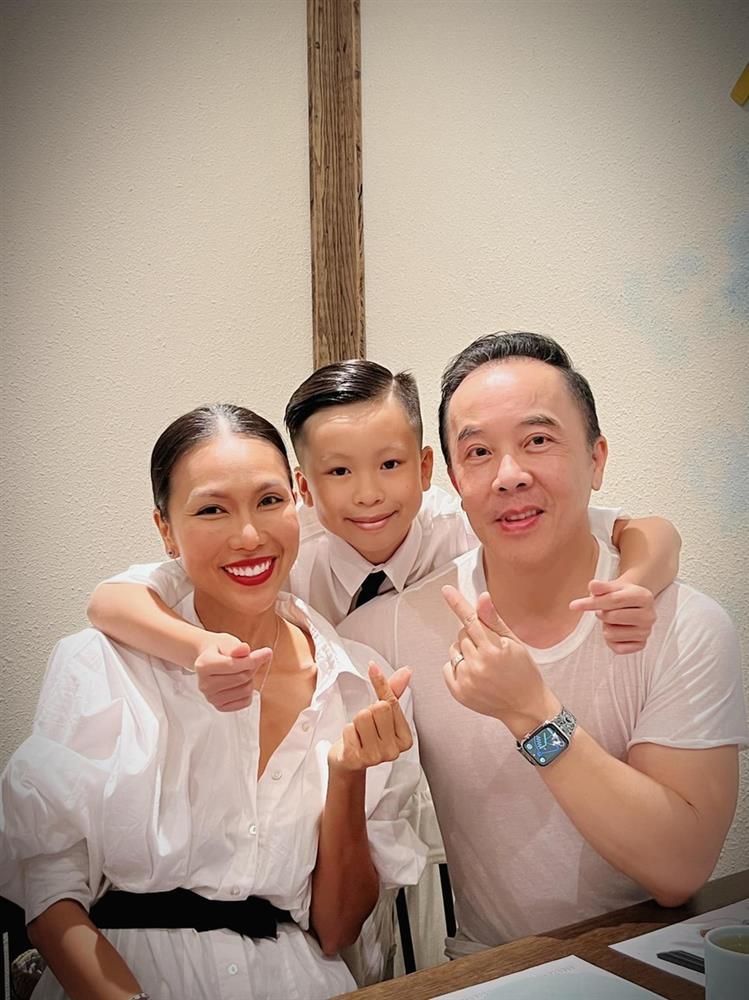 Nữ ca sĩ trưởng thành từ cuộc thi Tiếng hát Karaoke quận 4 đến ngôi sao ca nhạc, cát-xê nghìn đô-4