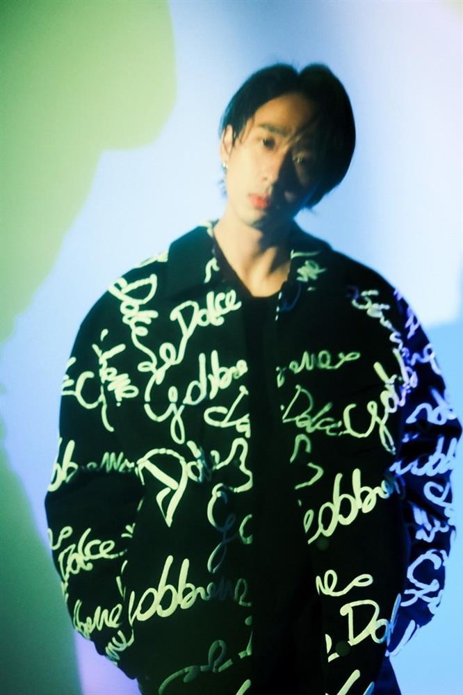 Diễn viên Đất Rừng Phương Nam có body 6 múi, dùng đồ hiệu không kém Trấn Thành-7