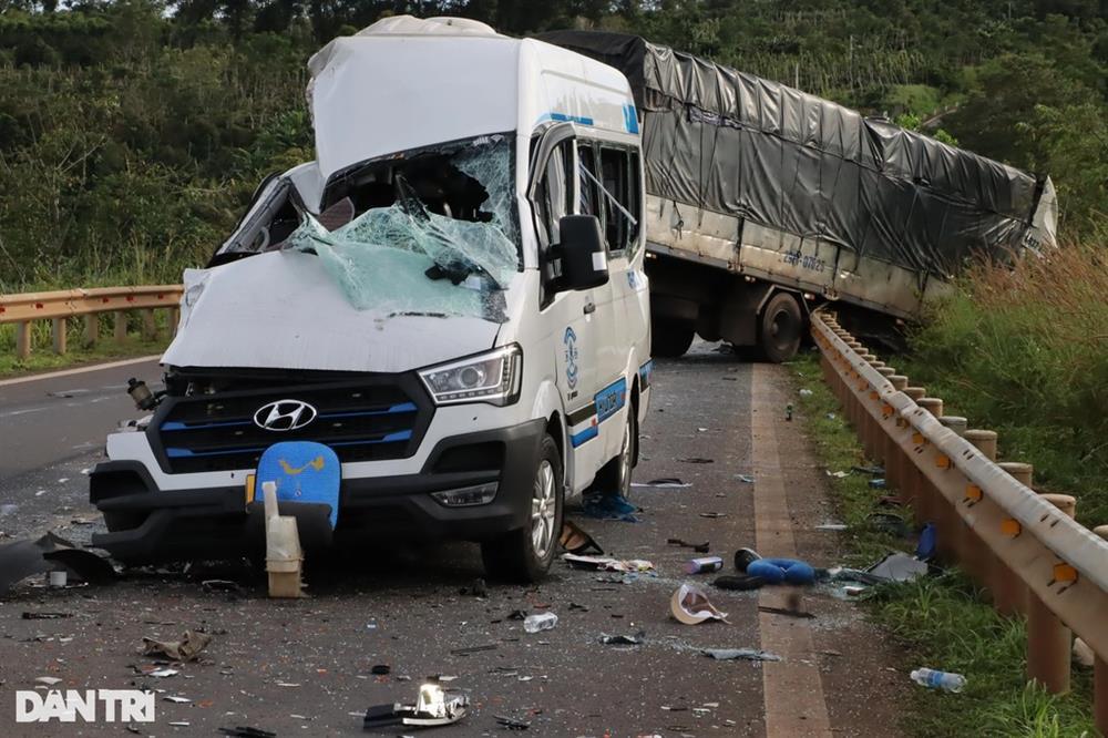 Khởi tố tài xế xe tải ngủ gật gây tai nạn chết người ở Đắk Lắk-3