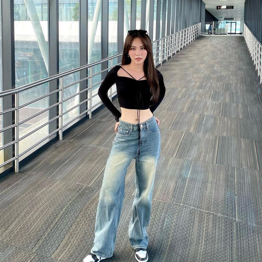 Hồ Ngọc Hà và dàn sao nữ mặc kiểu quần gì giúp chân trông thon dài hơn?-7