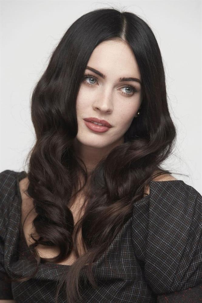 Here's Megan Fox today with: This is where I'm from today-1