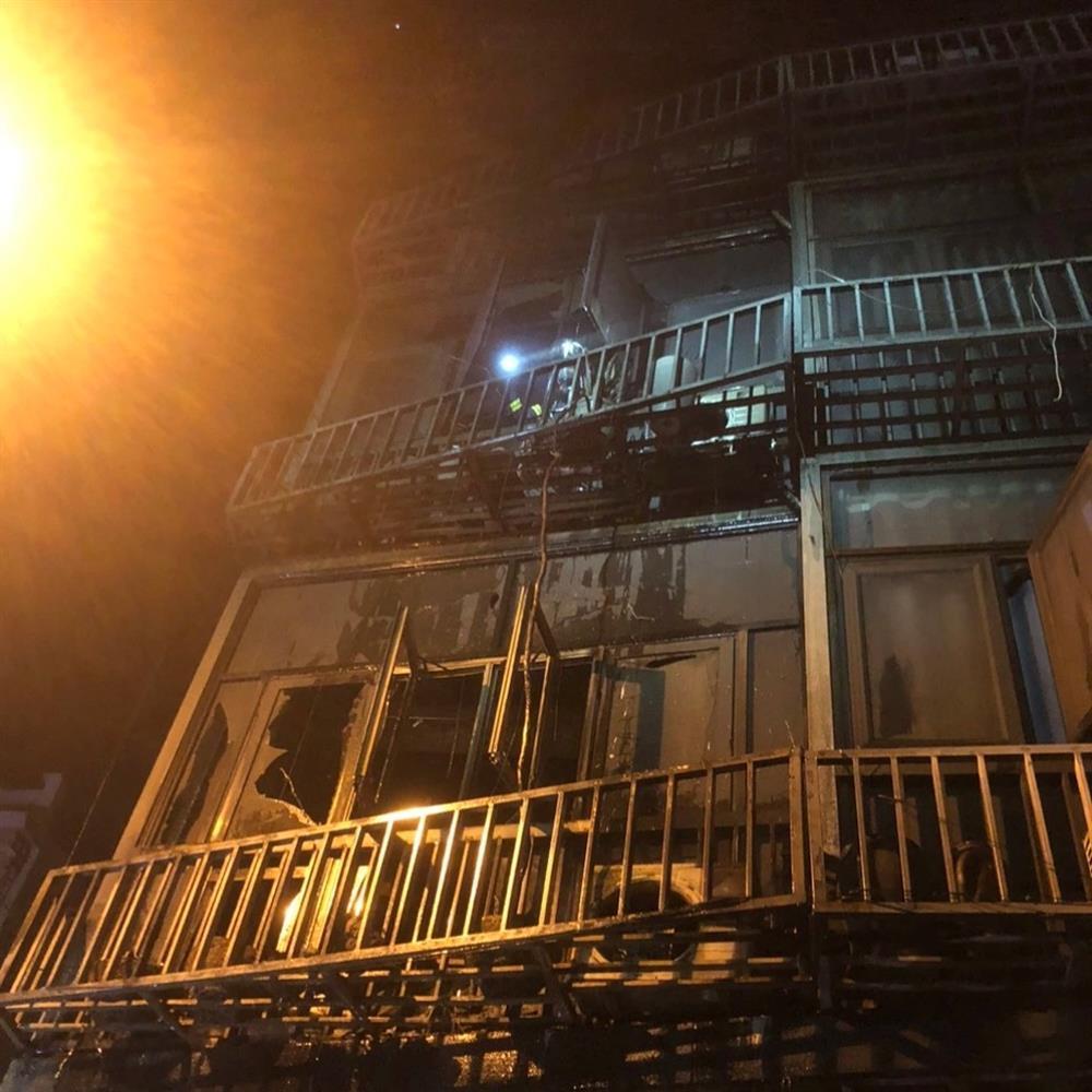 7 người thoát nạn trong vụ cháy ngôi nhà 4 tầng ở Hà Nội trong đêm-1