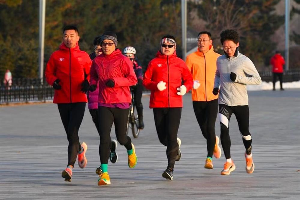 Vì sao giới trẻ không đi chơi, thi nhau tập thể dục giữa kỳ nghỉ lễ?-1