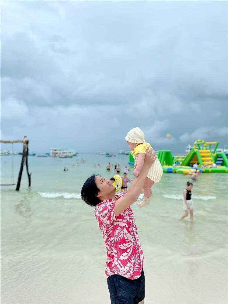 Bà xã Quý Bình tiết lộ bản thân thay đổi sau khi cưới, thấy may mắn khi được chồng hậu thuẫn-2