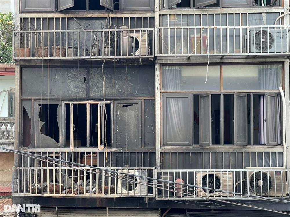 Người hùng bật tường cứu 6 người trong ngôi nhà cháy ở Hà Nội-3