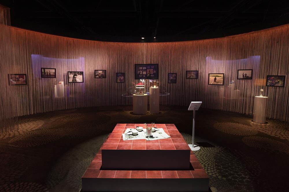 Đại gia Minh Nhựa nói lời ngọt ngào, ‘khoe’ giấy đăng ký kết hôn với Mina Phạm-1