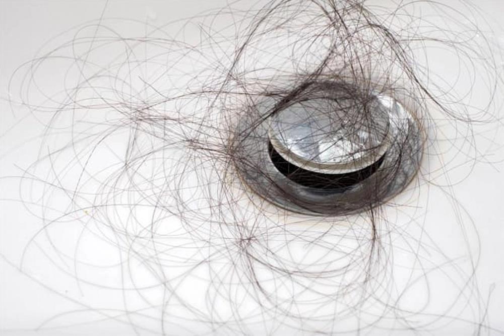 Mùa thu, tóc rụng nhiều gấp 4 lần: Đây là cách để chị em khắc phục vấn đề-2