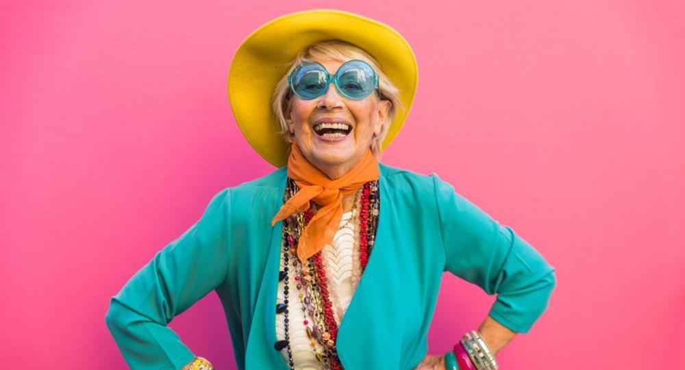 13 món đồ thời trang phụ nữ trung niên không nên mặc-1