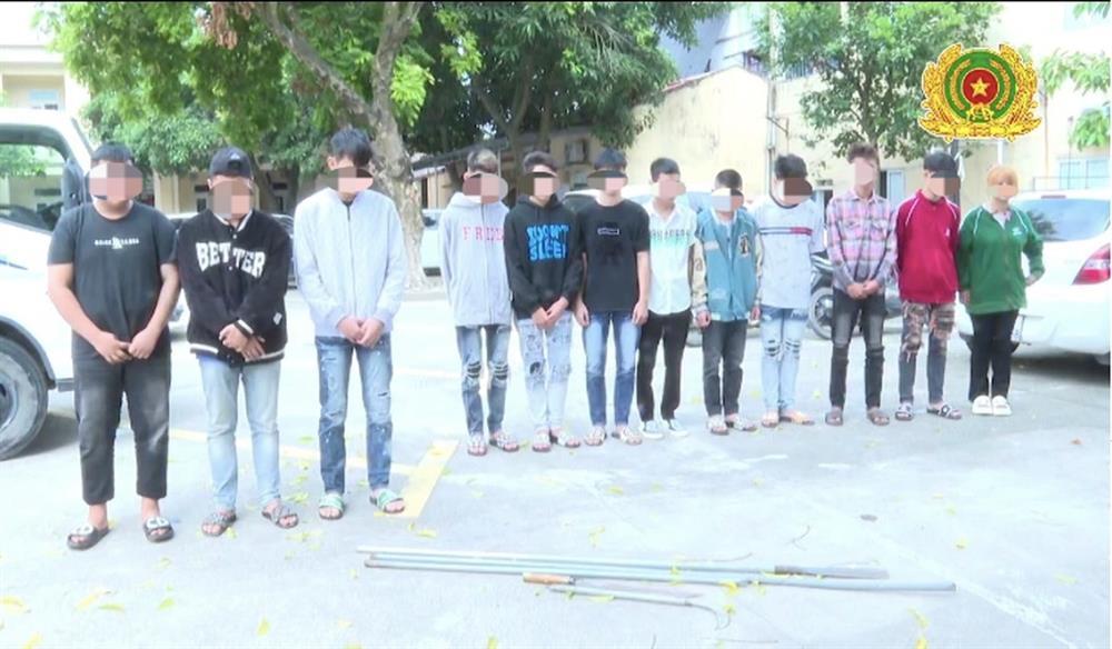 Hơn 30 thanh niên Tuyên Quang mang đao kiếm kéo về Vĩnh Phúc đánh nhau-1