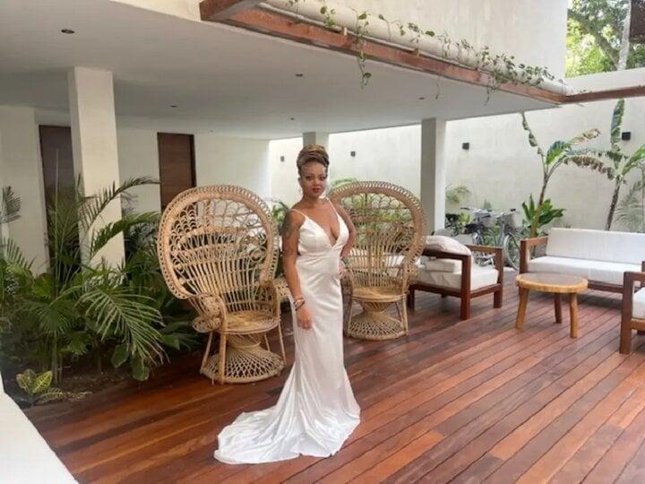 Người phụ nữ chi hơn 122 triệu đồng tự tổ chức lễ cưới với chính mình-1