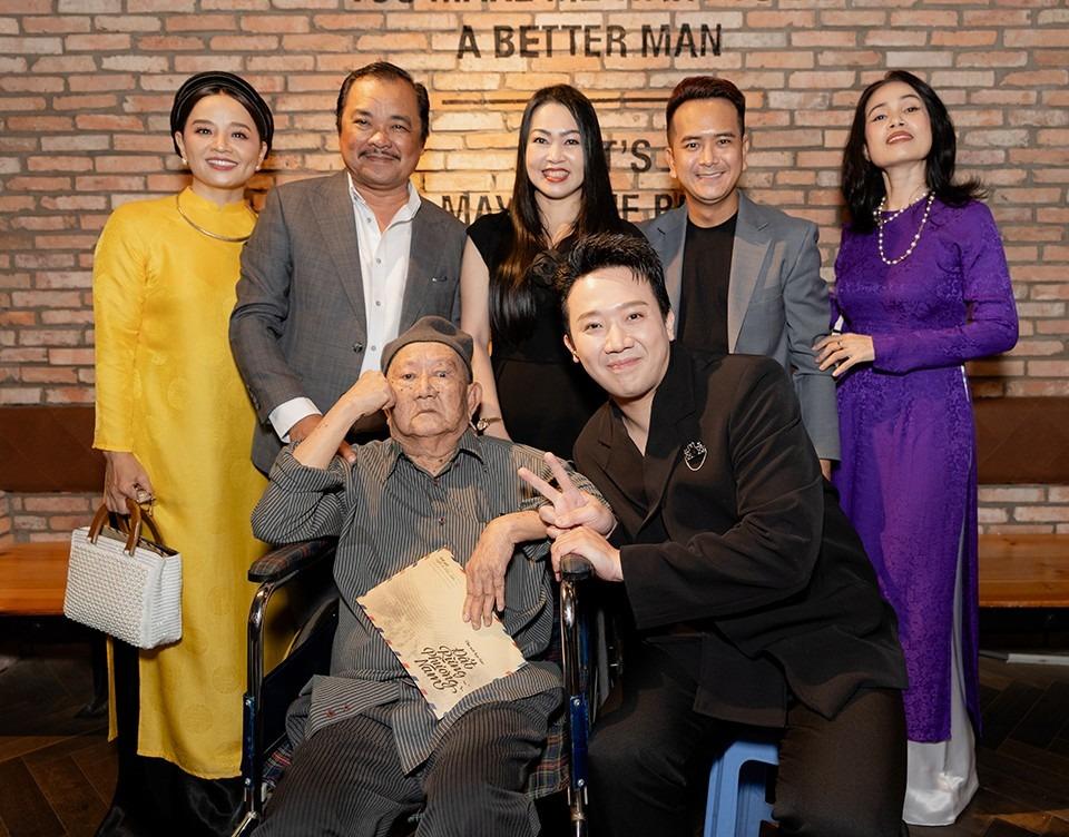 Thực hư chuyện Hùng Thuận cà khịa Trấn Thành vụ bao rạp xem phim riêng tư-3