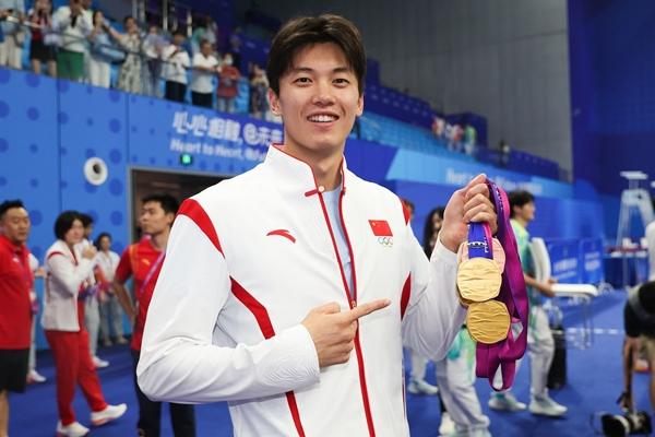 Nhà vô địch bơi lội ASIAD 2023 gây sốt vì cao 1,91 m, ngoại hình như tài tử-1