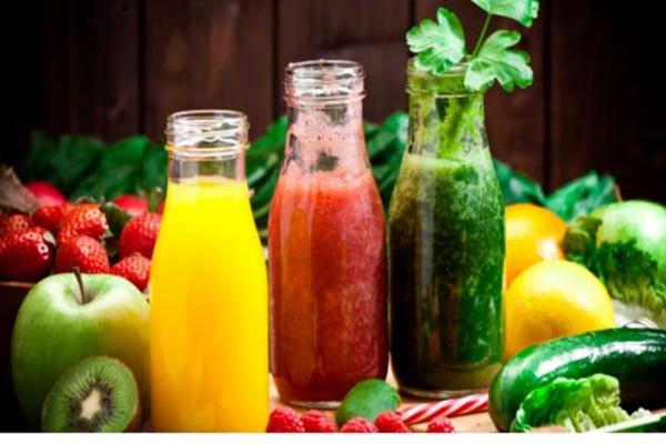 Nhà hàng Nhật nhúng thịt nướng vào chai nước sốt 60 năm chưa từng được rửa-4