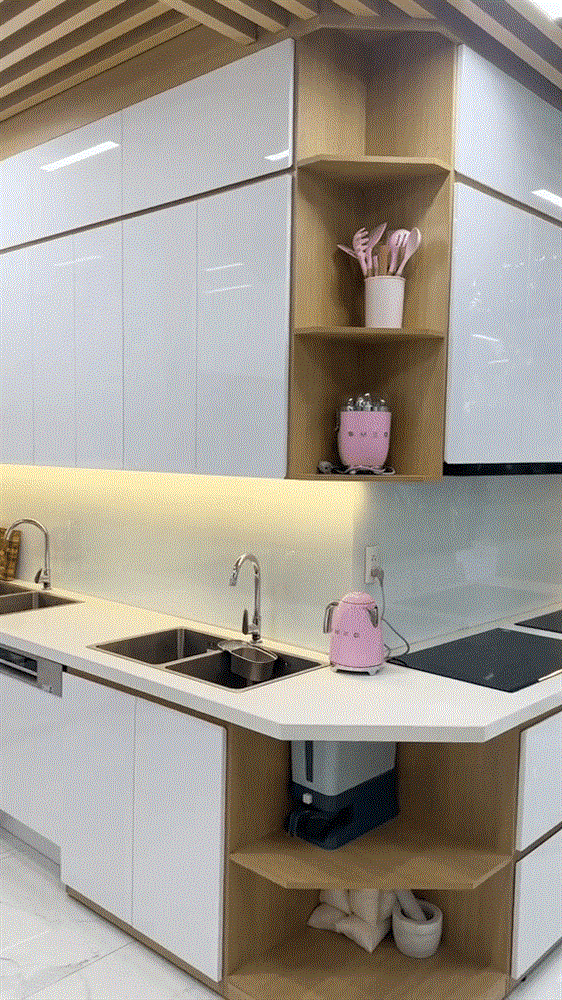 Cận cảnh căn bếp của Ngọc Trinh sau khi đầu tư 500 triệu cải tạo lại từ đầu-3