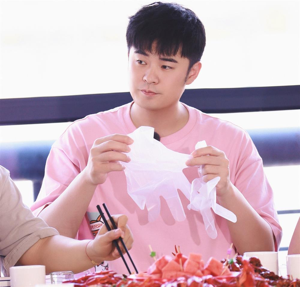 Nghề phụ hái ra tiền giúp các ngôi sao Trung Quốc thành triệu phú-8