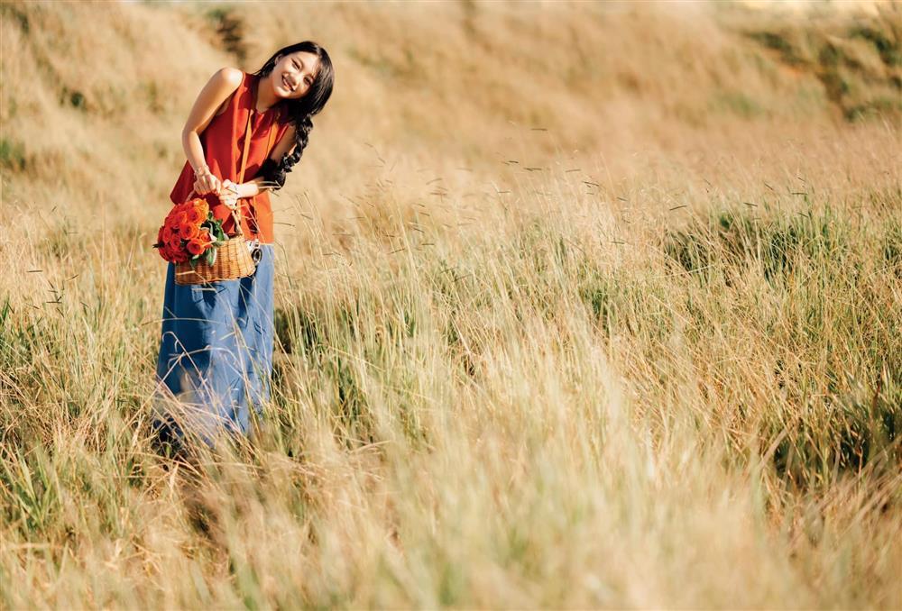 Đồi cỏ dại ngả vàng thành điểm chụp ảnh đẹp ngất ngây ở Đà Lạt-1