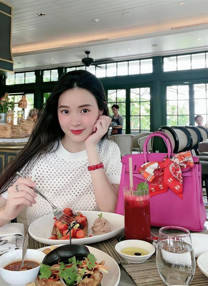 Bóc tủ túi xách của Midu: Toàn hàng hiệu, có mẫu Hermès hơn nửa tỷ đồng-3