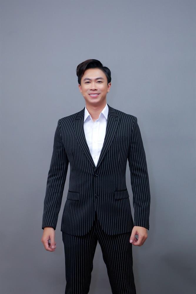 Hồ Việt Trung kể chuyện từng ngủ dưới gầm sân khấu-2