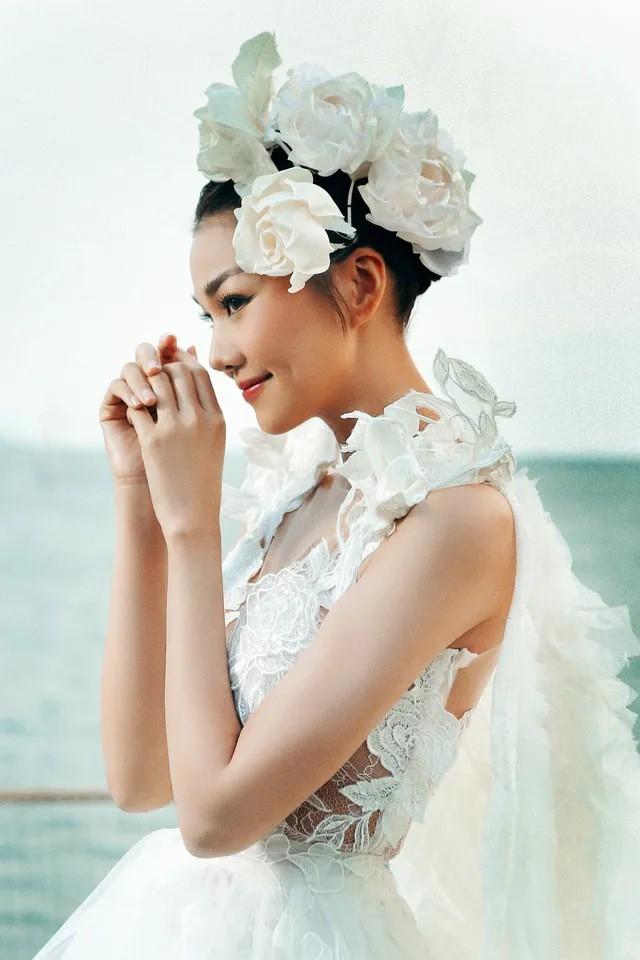 Dự đoán váy cưới Thanh Hằng sẽ mặc để sánh đôi chú rể nhạc công vào cuối tháng 10-8