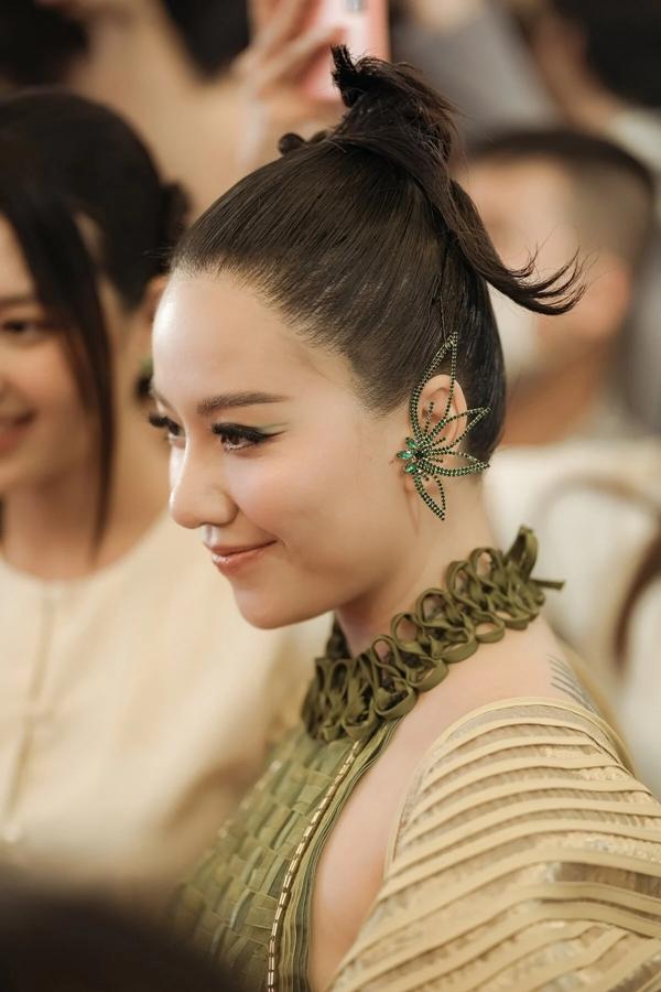 Chân dung nữ phụ phản diện gây ám ảnh nhất phim Đất Rừng Phương Nam-5