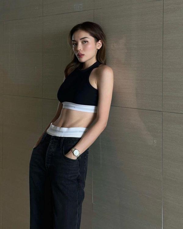 Mới ngày nào là cô bé đô con, Kỳ Duyên giờ đẹp khó rời mắt với thân hình búp bê sống-4