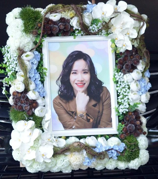 Nữ diễn viên Tăng Nhược Băng đột tử khi đang cho con tắm-1