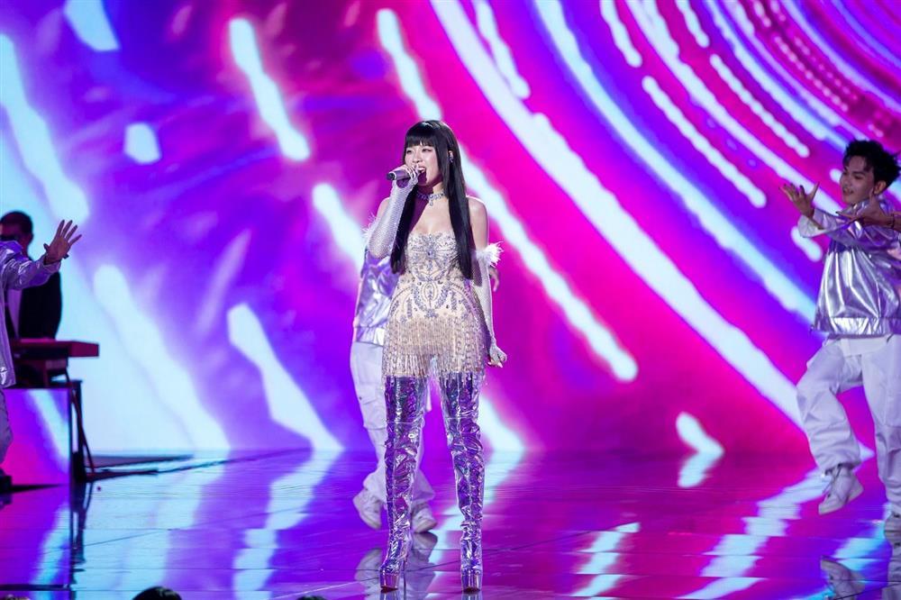 Giám khảo Vietnam Idol nhận xét cho có-3