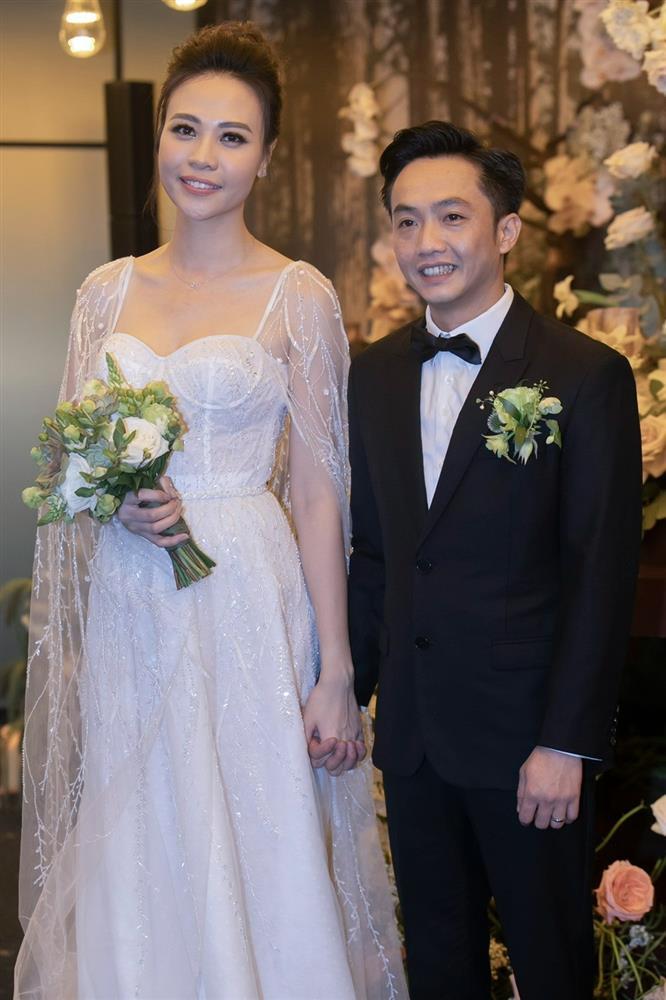 Vợ chồng Cường Đô La khoe khoảnh khắc gia đình hạnh phúc, dân tình chỉ chú ý chi tiết này-3