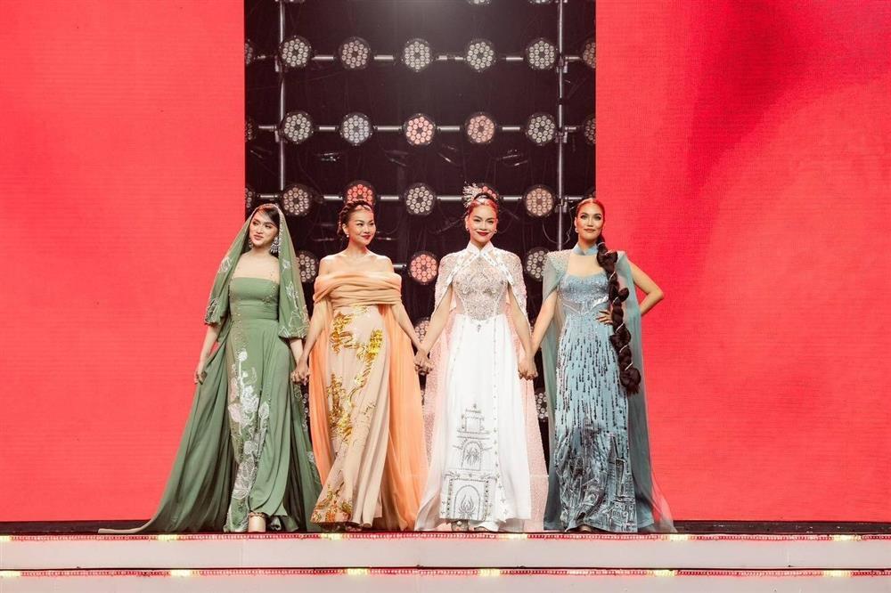 Lê Thu Trang đội Lan Khuê trở thành quán quân The New Mentor 2023-4