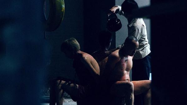 Lý do bộ phim Việt ngập cảnh nóng, bạo lực vẫn vượt kiểm duyệt để ra rạp-3