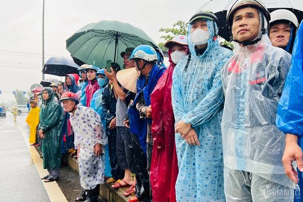 Cháy lớn kho nhựa ở Quảng Nam, cột khói cao trăm mét-7