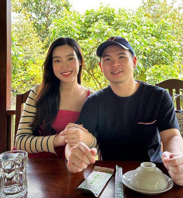 Đỗ Mỹ Linh sau sinh con gái cho chồng thiếu gia: Nhan sắc như thế nào khi thoát vai mẹ bỉm sữa?-7