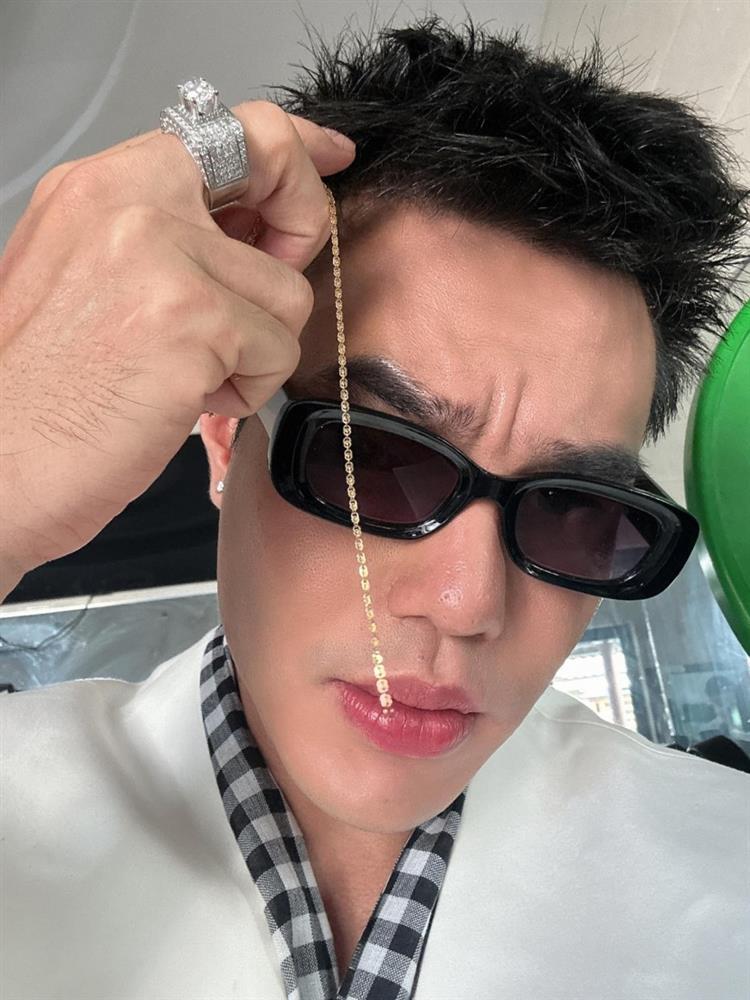 Mỹ Tâm đính chính chuyện bị Lê Dương Bảo Lâm giật dây chuyền-1