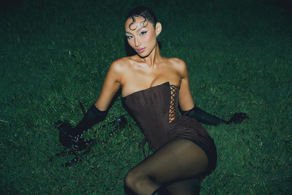 Người đẹp Việt mặc chiếc áo tắm liều lĩnh nhất lịch sử thi hoa hậu là ai?-10