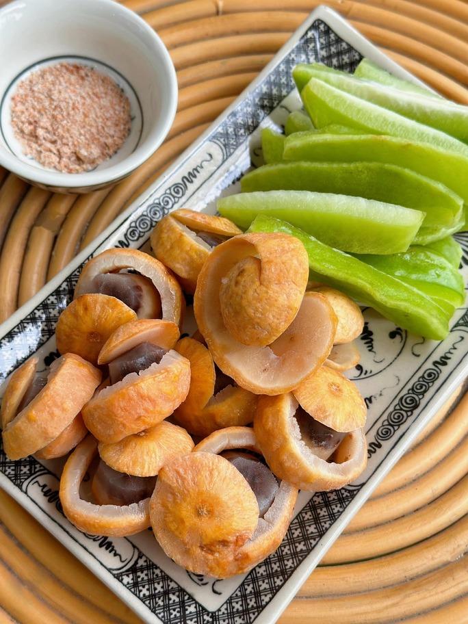 Phương Oanh phản ứng ra sao sau khi được gọi là mẹ bầu?-2