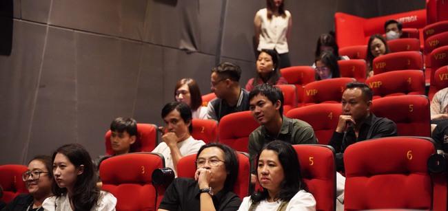 Đạo diễn Thành Phố Ngủ Gật gọi Trấn Thành là côn đồ trong buổi họp báo-1