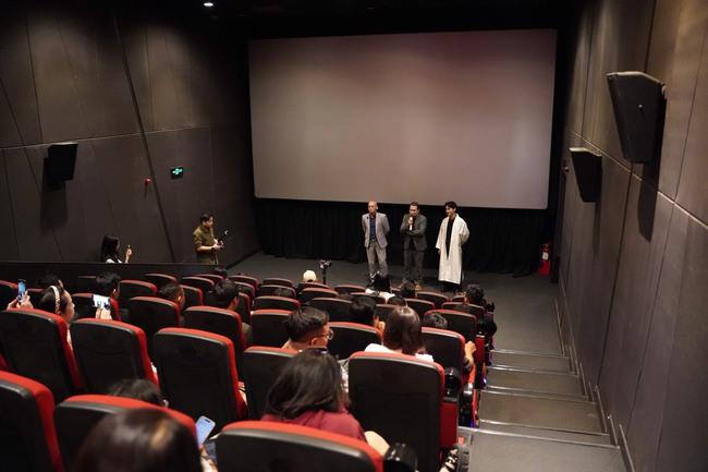 Đạo diễn Thành Phố Ngủ Gật gọi Trấn Thành là côn đồ trong buổi họp báo-3