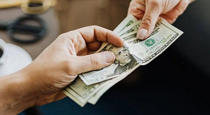 Đi ăn kỷ niệm 3 năm yêu nhau, bạn gái hỏi vay 200 triệu đồng xây nhà cho bố mẹ-1