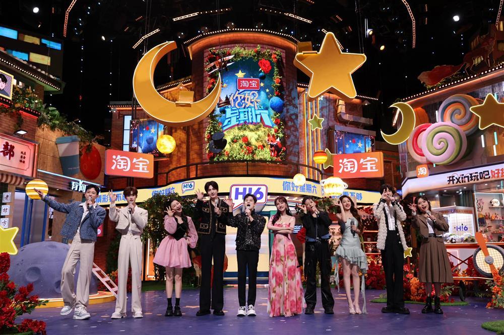 Nhan sắc Chi Pu gây sốt tại gameshow Trung Quốc-1