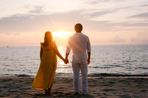 Sao Việt lấy vợ đại gia: Quý Bình được bạn đời chiều thích gì làm đó-2