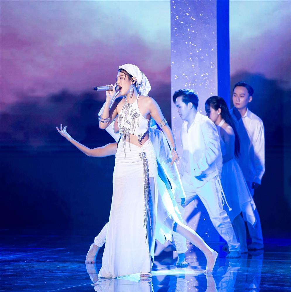 Thí sinh Vietnam Idol xuống phong độ không phanh, nhưng không bị loại-1
