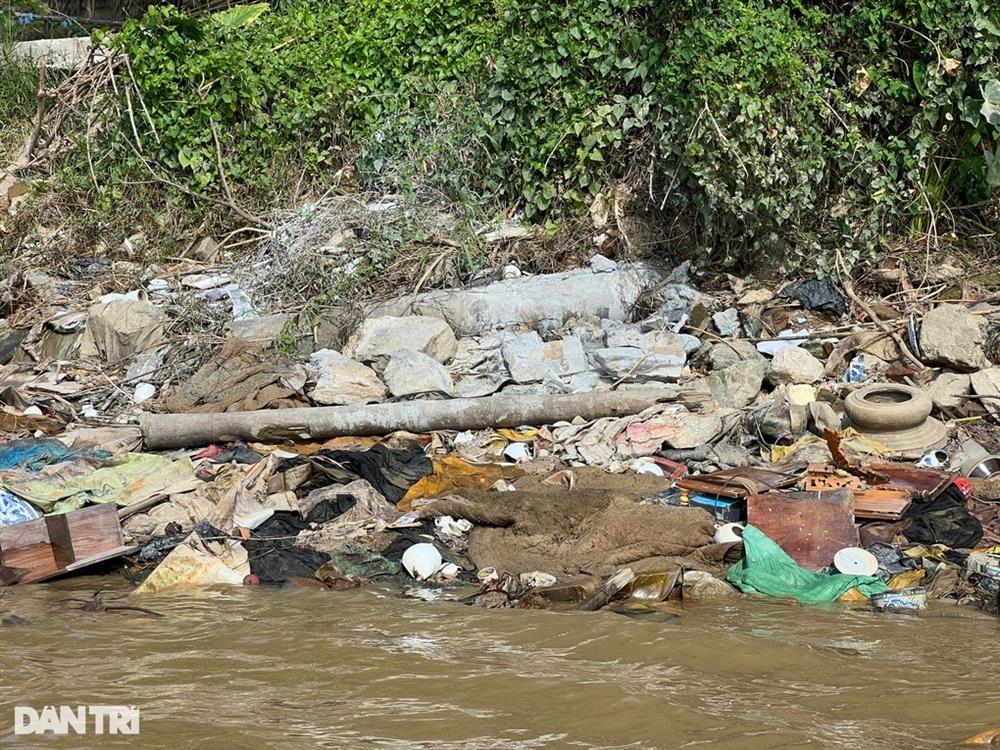 Vụ cô gái bị phân xác ở Hà Nội: Nghi phạm mua sẵn thùng xốp đựng thi thể-2