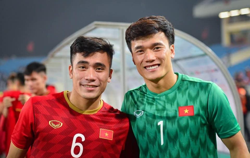 Cựu tuyển thủ Việt Nam gây sốt với hình xăm khắc họa tuổi thơ cùng thủ môn Bùi Tiến Dũng-3