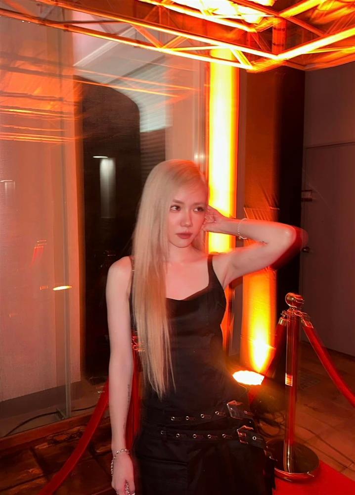 Phương Ly dạo này bỗng hóa Rosé Việt Nam nhờ đổi màu tóc-5